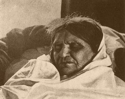 Покойная юродивая Наталия Дмитриева. Через три часа после кончины.